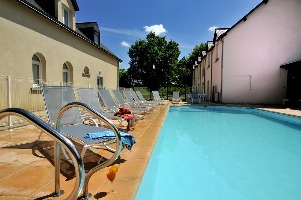 Au Relais Du Gue De Selle Hotel Mezangers Exterior photo