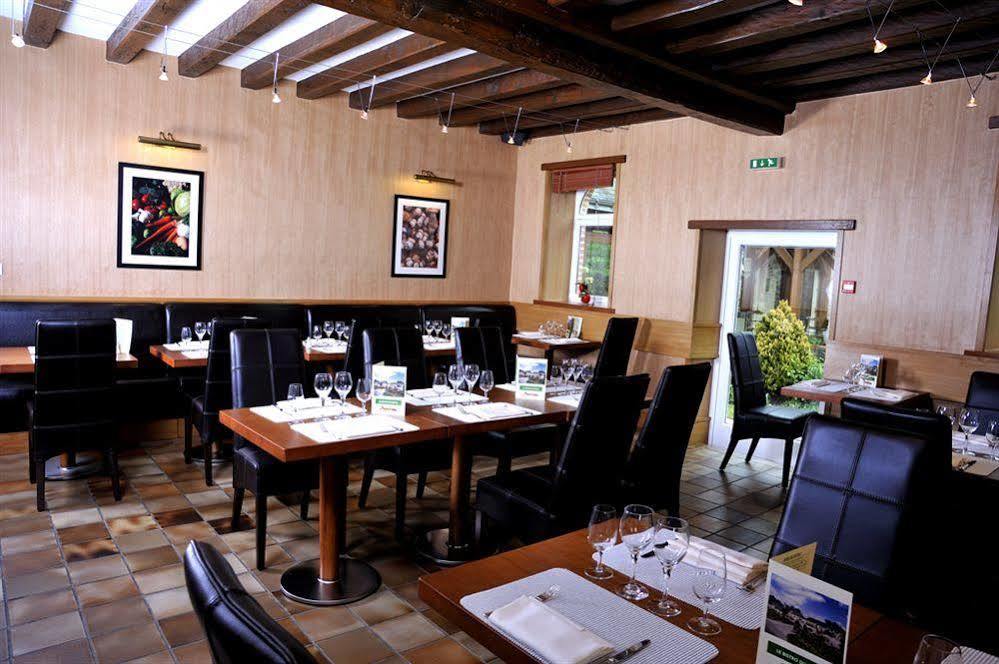 Au Relais Du Gue De Selle Hotel Mezangers Exterior photo